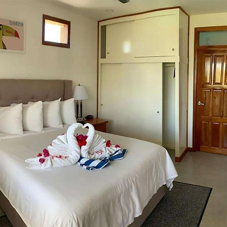 Best Western Grand Baymen Gardens San Pedro  Bagian luar foto
