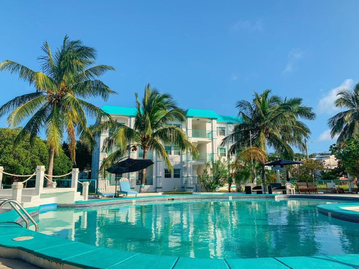 Best Western Grand Baymen Gardens San Pedro  Bagian luar foto