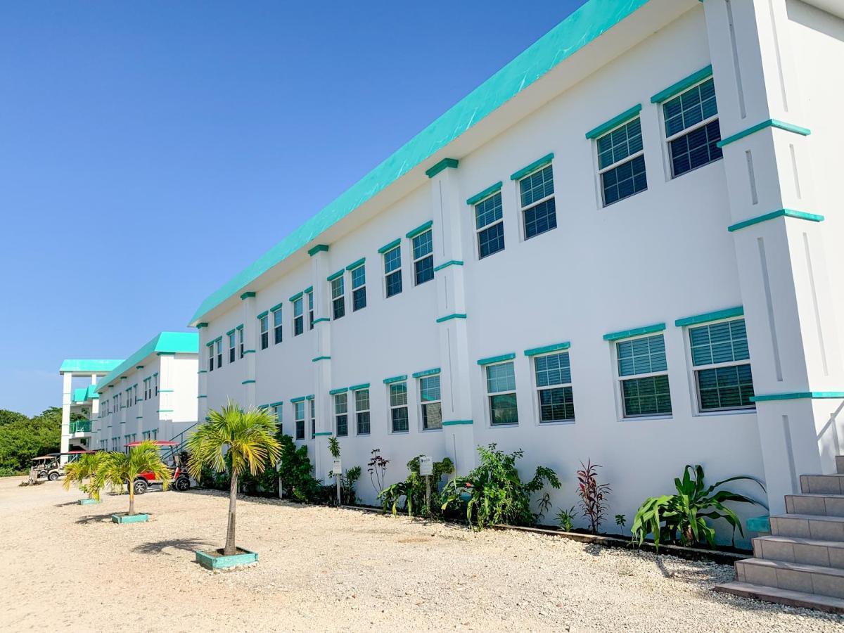 Best Western Grand Baymen Gardens San Pedro  Bagian luar foto