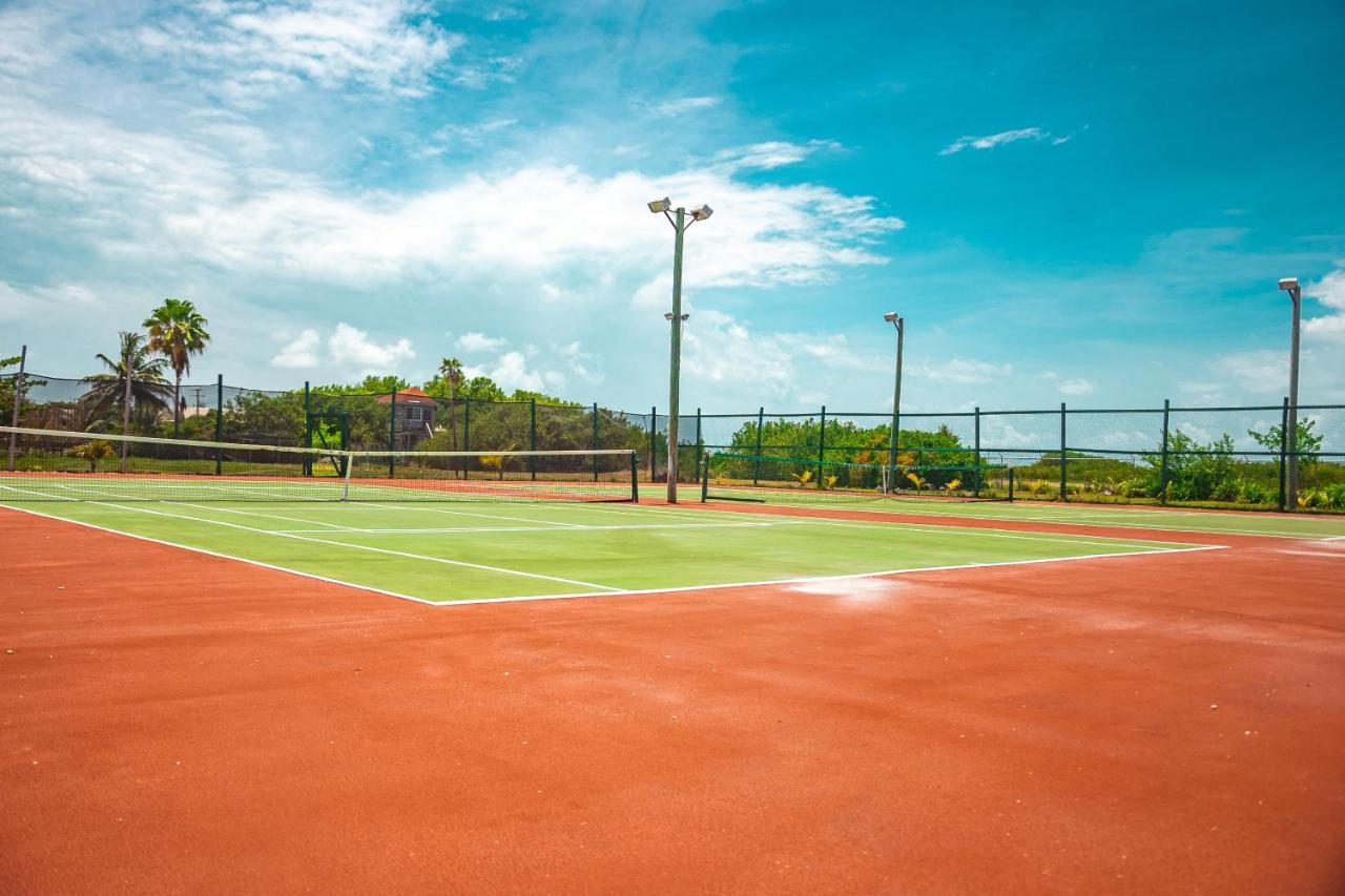 Best Western Grand Baymen Gardens San Pedro  Bagian luar foto