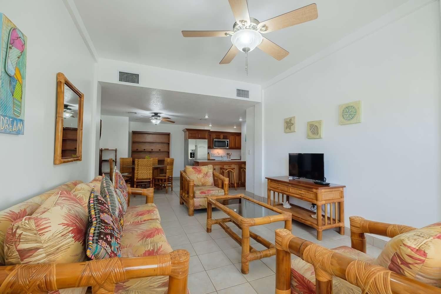 Best Western Grand Baymen Gardens San Pedro  Bagian luar foto