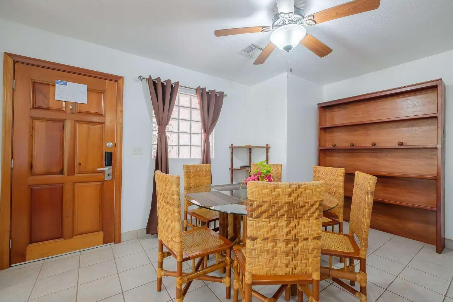 Best Western Grand Baymen Gardens San Pedro  Bagian luar foto
