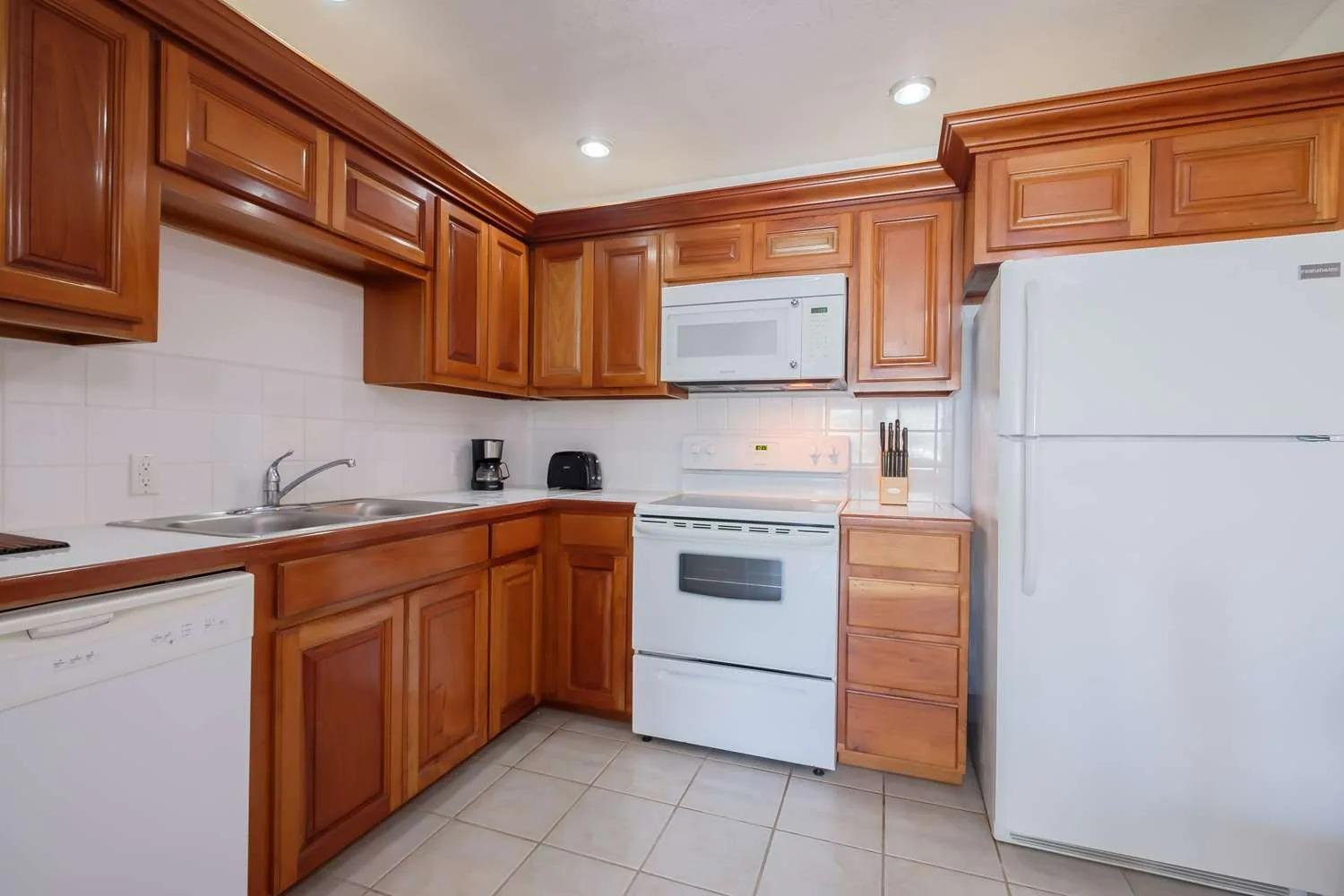 Best Western Grand Baymen Gardens San Pedro  Bagian luar foto