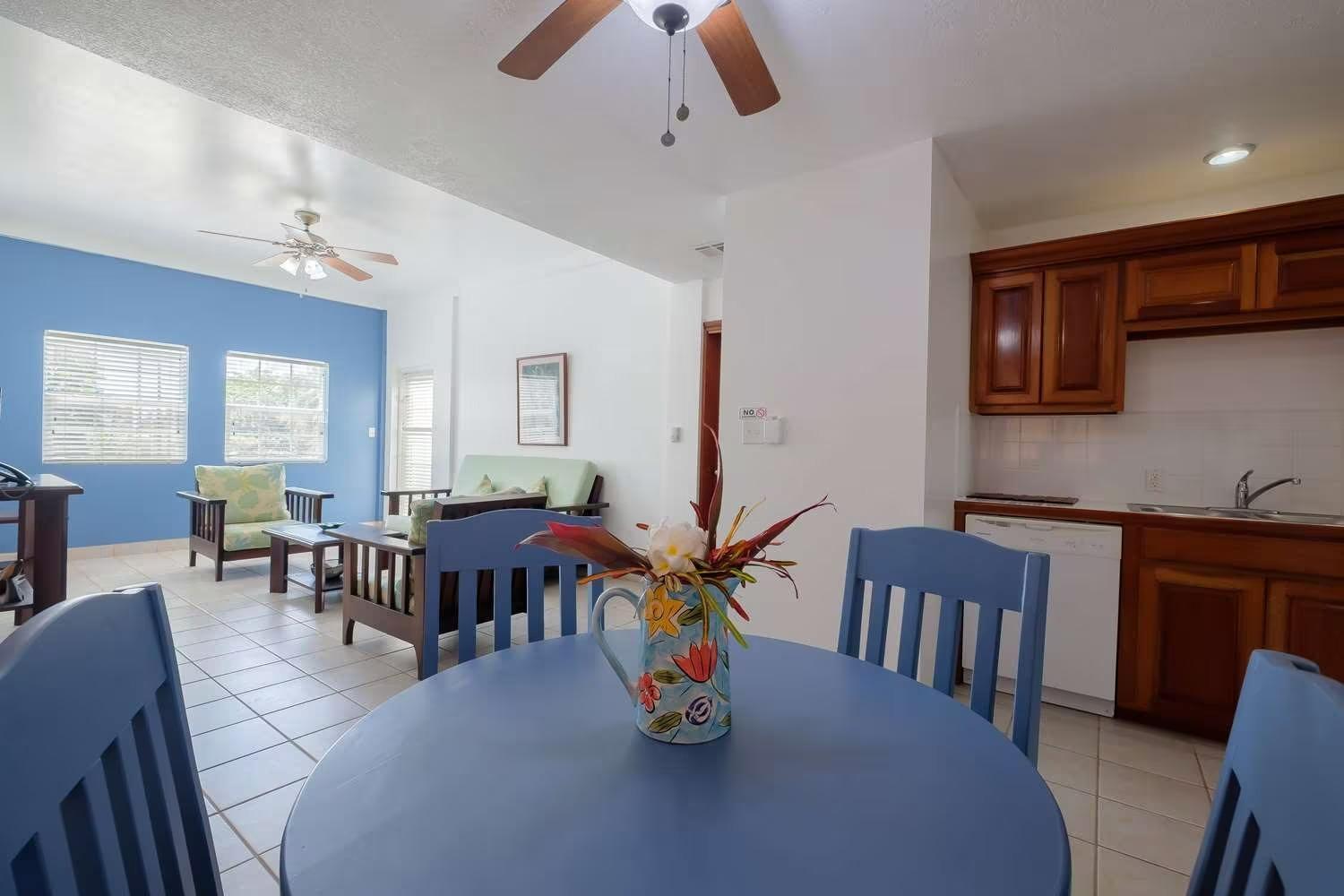 Best Western Grand Baymen Gardens San Pedro  Bagian luar foto