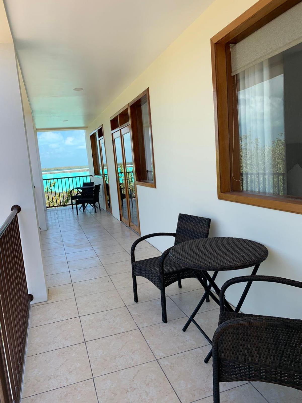 Best Western Grand Baymen Gardens San Pedro  Bagian luar foto